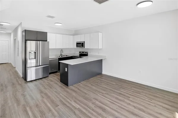 $2,195 | 1611 Northwest 29 Road, Unit 3, Gainesville, FL 32605