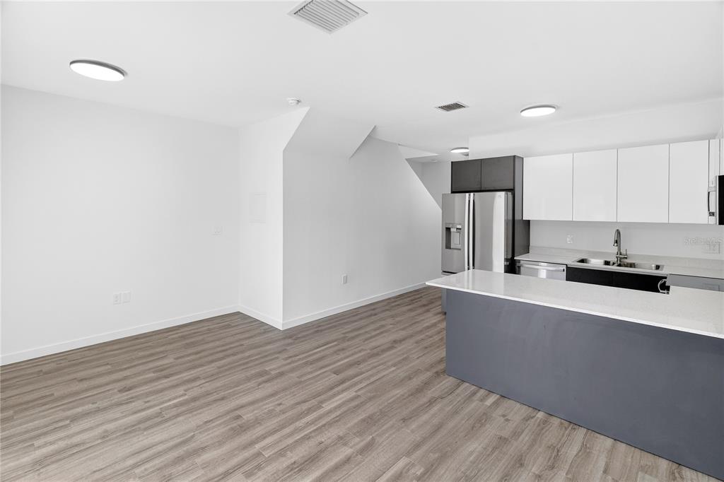 1611 Northwest 29 Road, Unit 3 Gainesville, FL 32605 - Photo 16 of 27