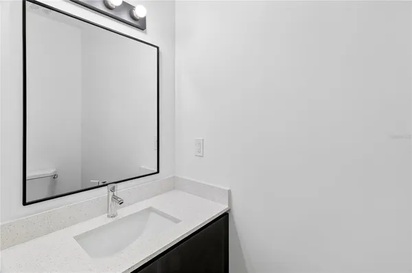 $2,195 | 1611 Northwest 29 Road, Unit 3, Gainesville, FL 32605