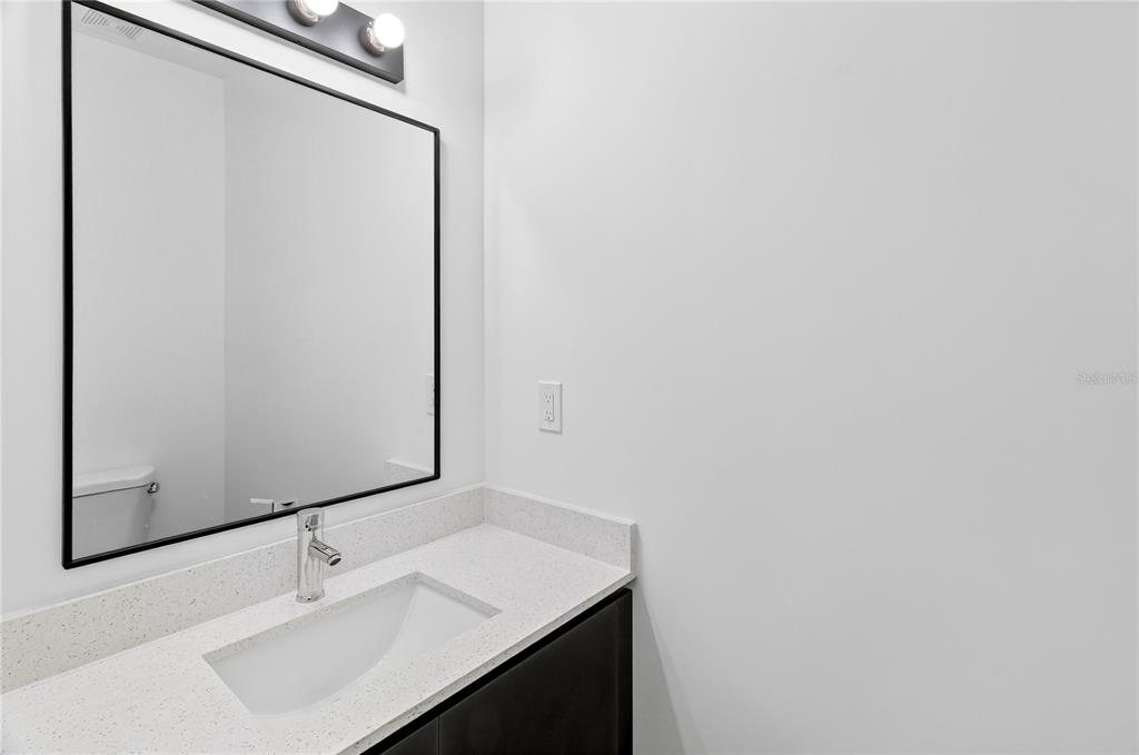 1611 Northwest 29 Road, Unit 3 Gainesville, FL 32605 - Photo 10 of 27