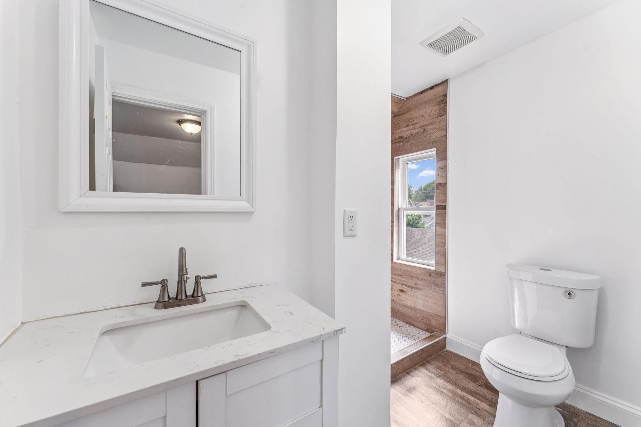 1268 Payne Avenue St. Paul, MN 55130 - Photo 14 of 29