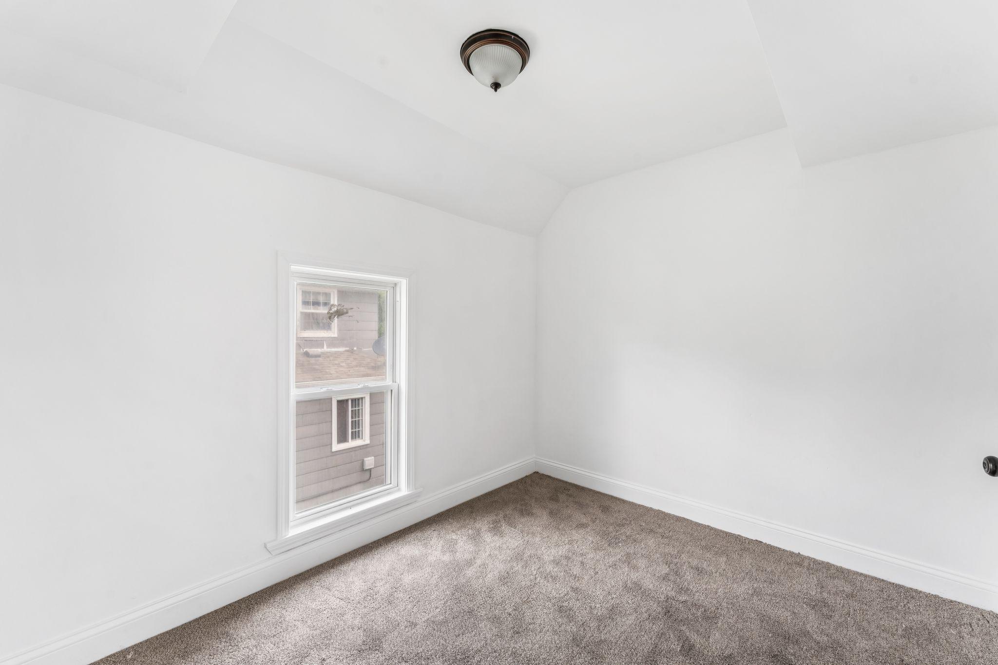 1268 Payne Avenue St. Paul, MN 55130 - Photo 18 of 29