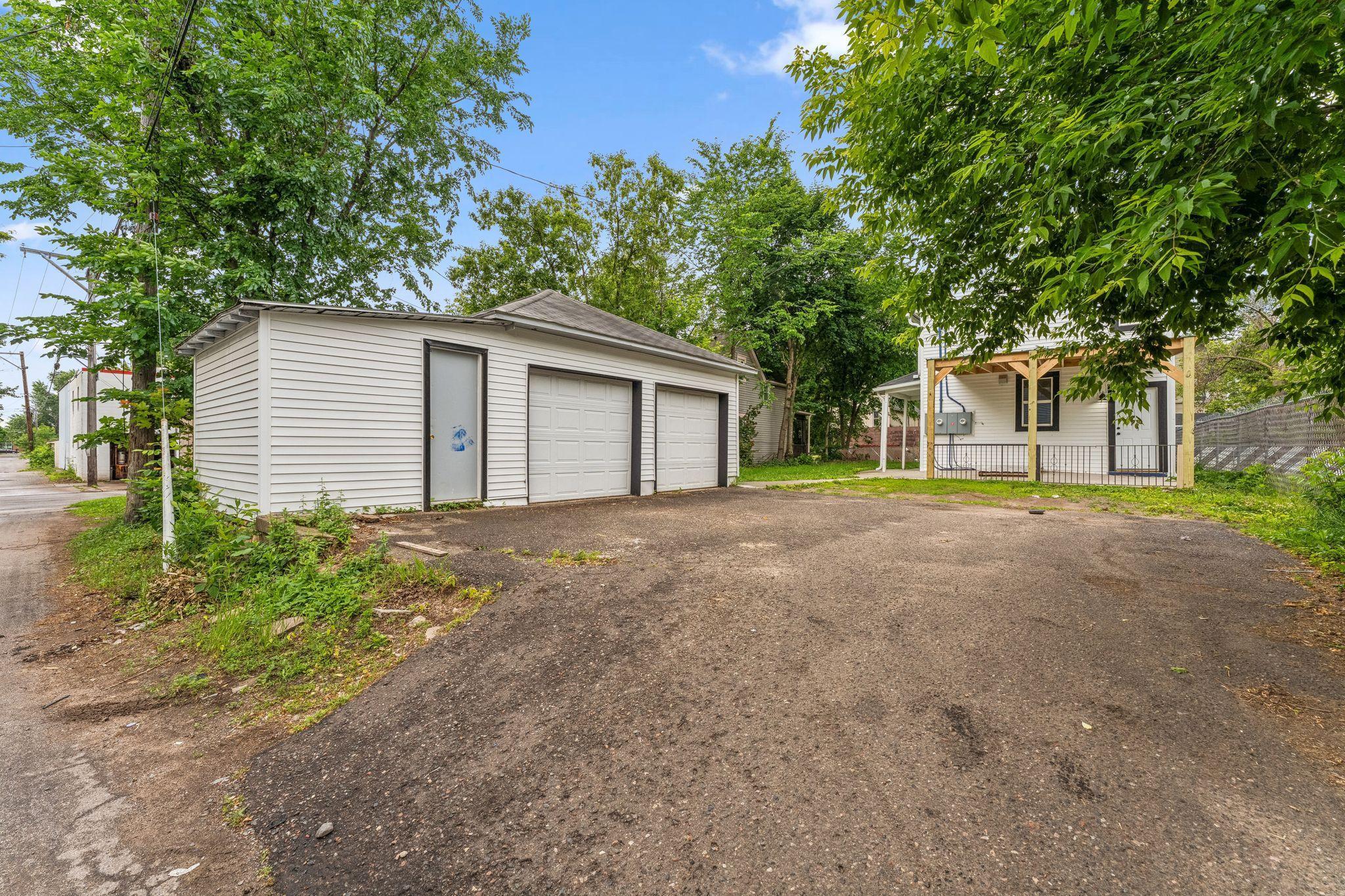 1268 Payne Avenue St. Paul, MN 55130 - Photo 2 of 29