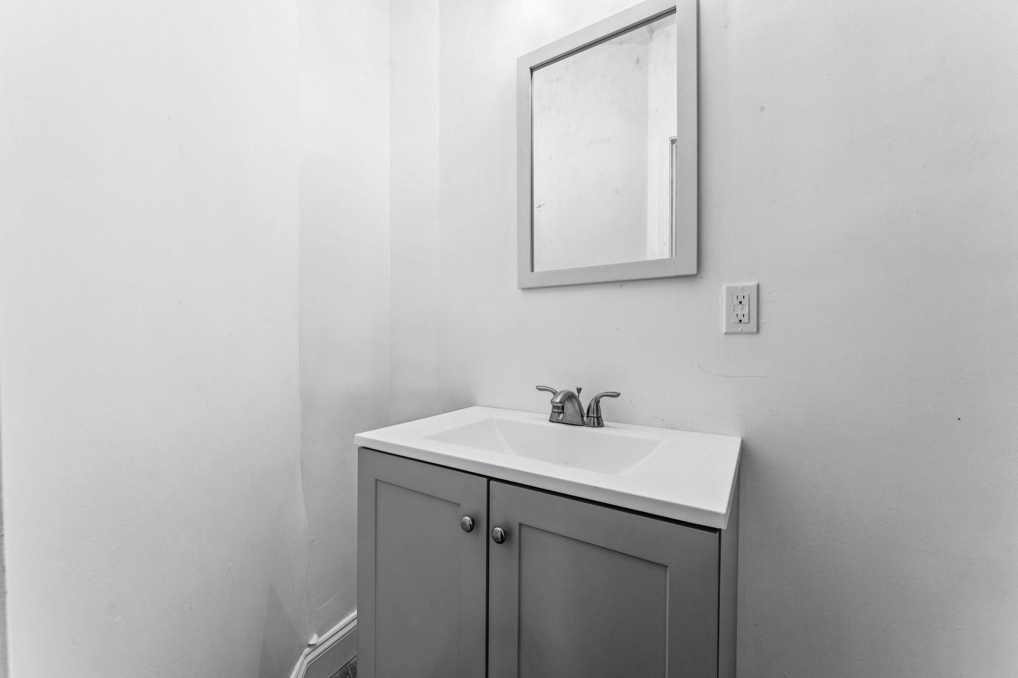 1268 Payne Avenue St. Paul, MN 55130 - Photo 7 of 29