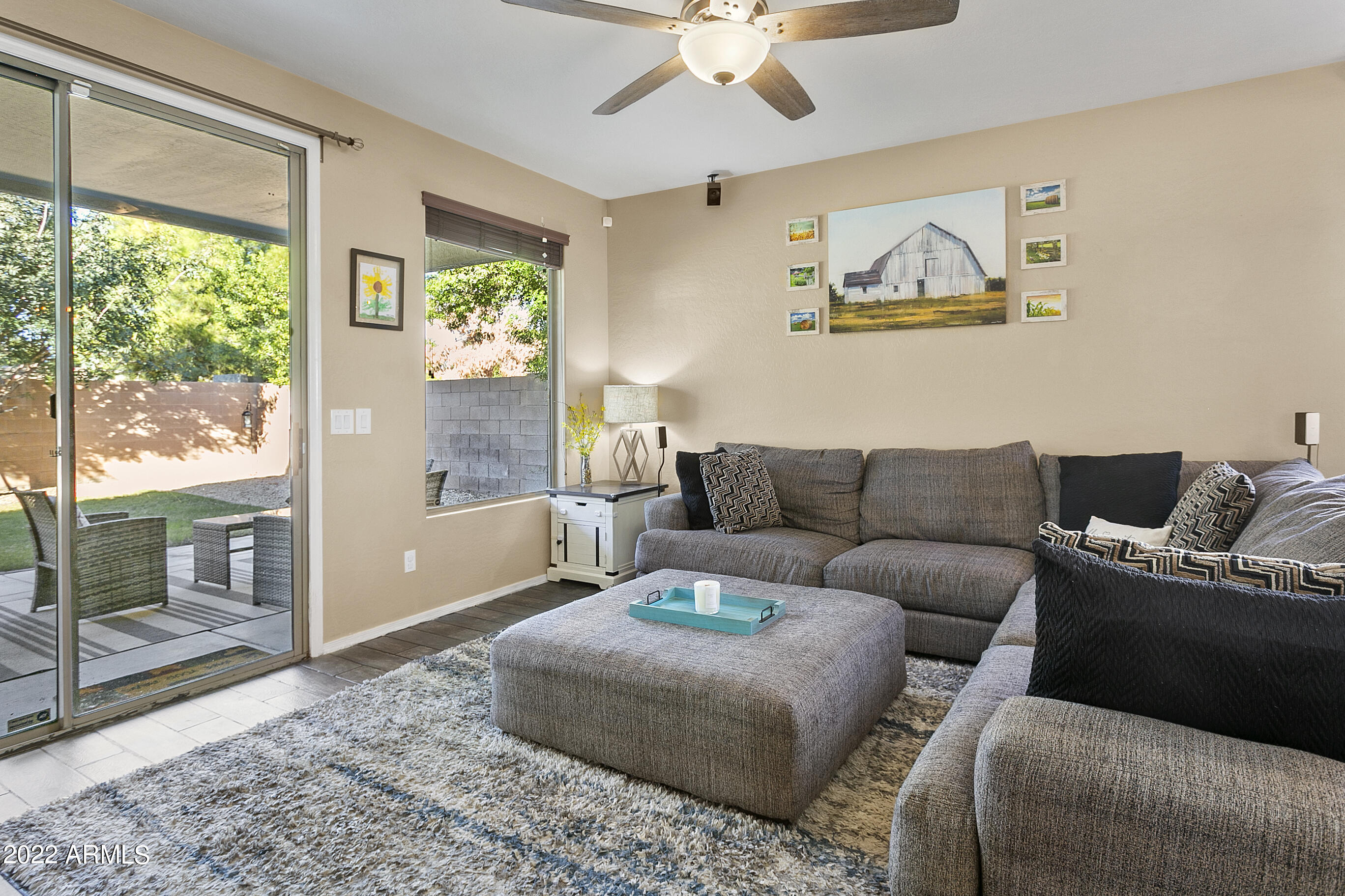 4242 East Megan Street Gilbert, AZ 85295 - Photo 5 of 26 LARGE OPEN SPACE