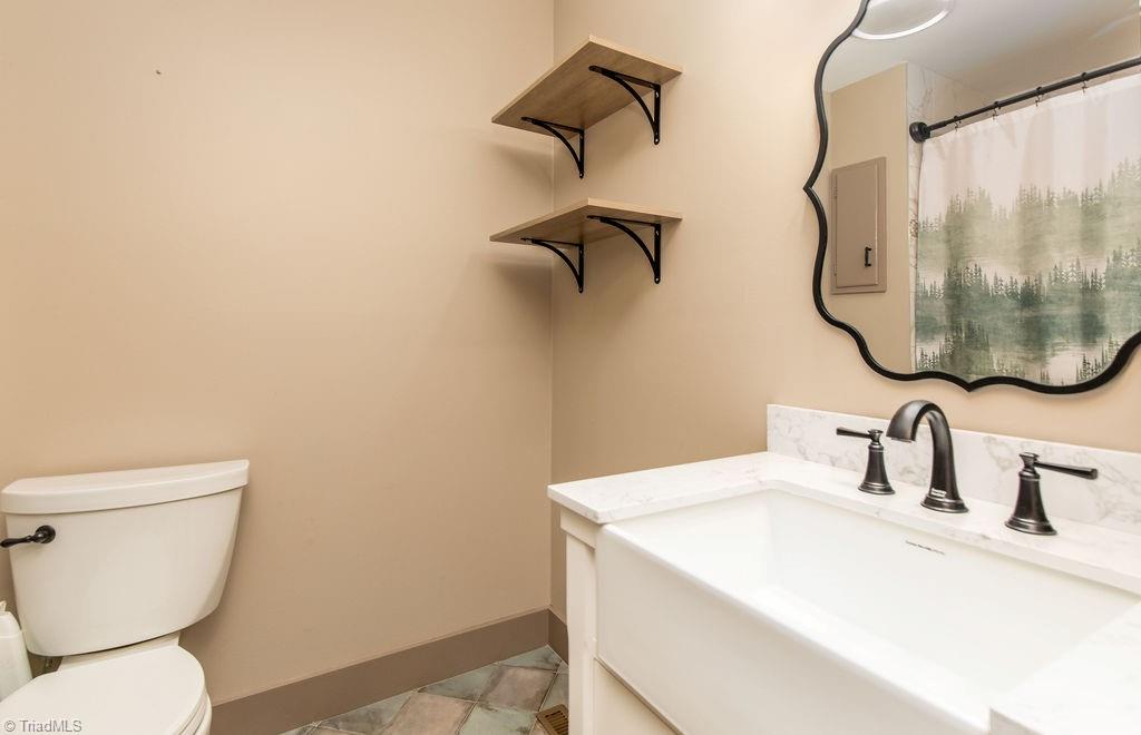 4945 Hoover Hill Road Trinity, NC 27370 - Photo 21 of 38