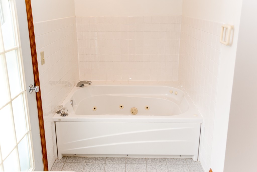 12 Rocky Hill Road Hadley, MA 01035 - Photo 27 of 29 Gallery Image 27