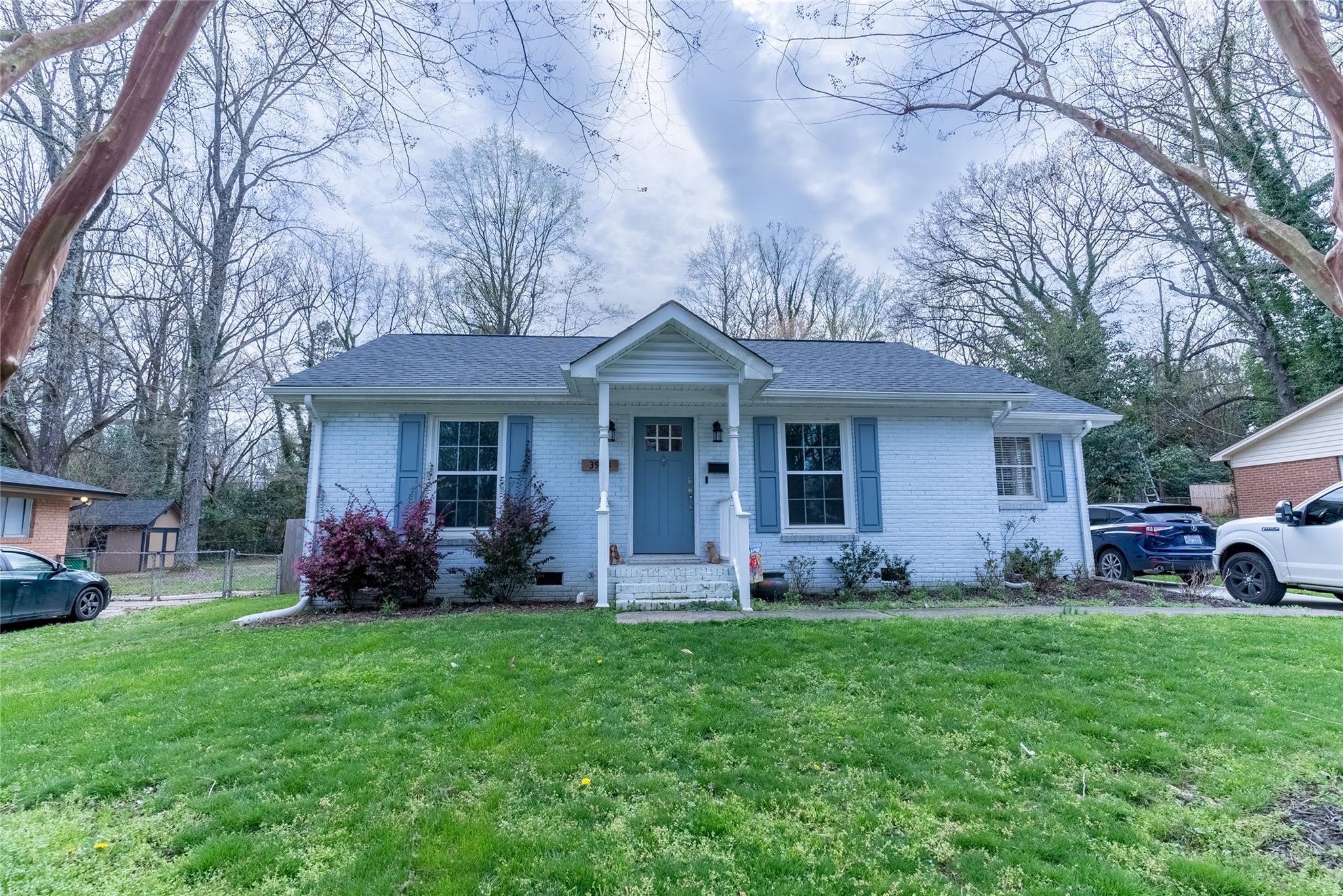 3924 Colebrook Road Charlotte, NC 28215 - Photo 1 of 32 Gallery Image 1