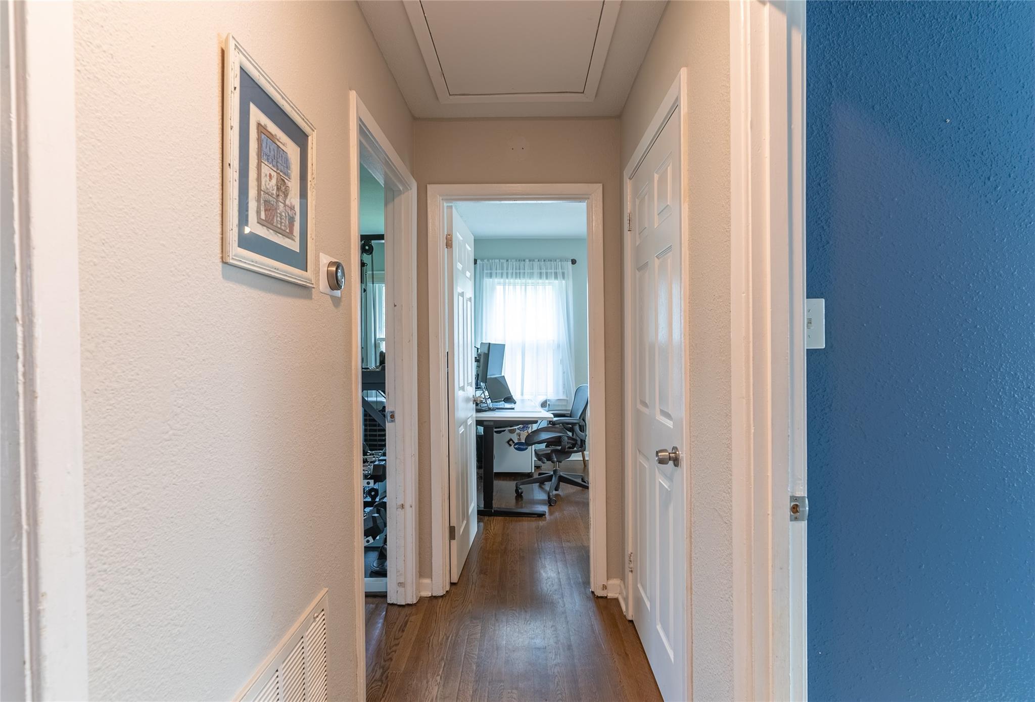 3924 Colebrook Road Charlotte, NC 28215 - Photo 9 of 32 Gallery Image 9
