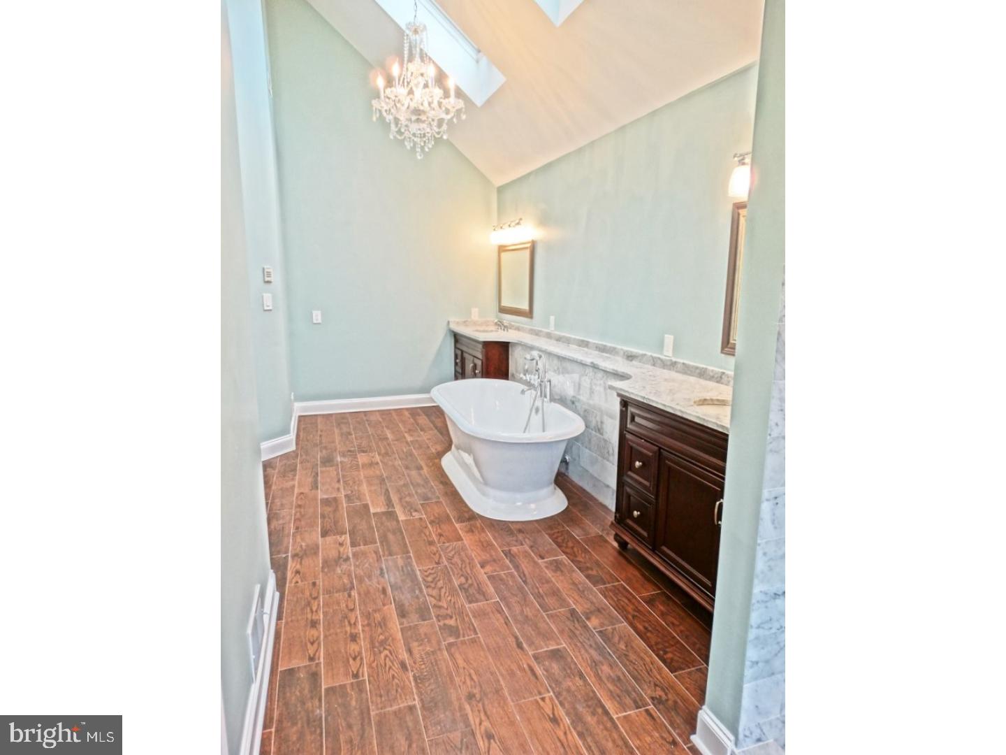 445 West Deer Pointe Road West Chester, PA 19382 - Photo 16 of 25 Gallery Image 16
