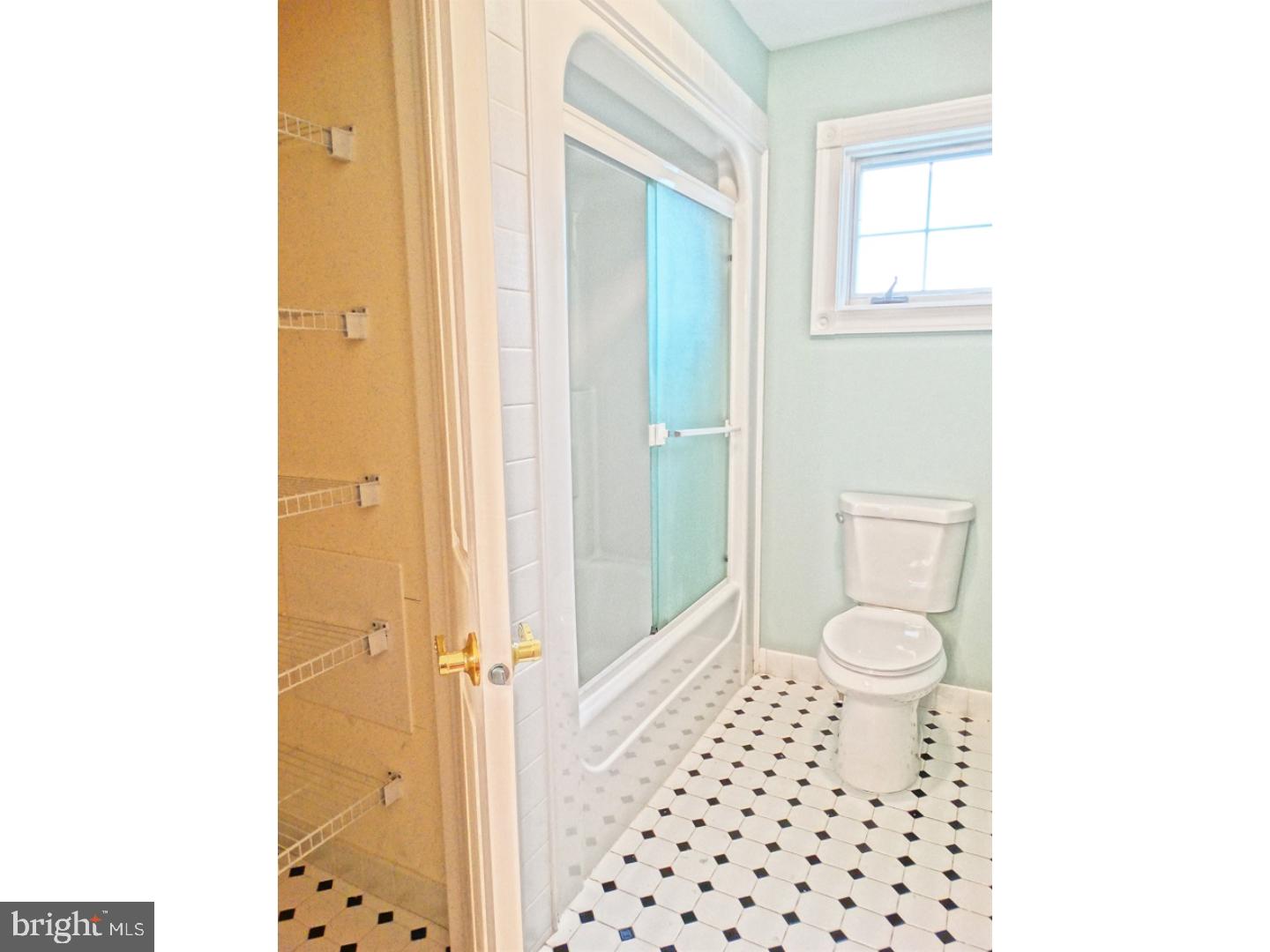 445 West Deer Pointe Road West Chester, PA 19382 - Photo 18 of 25 Gallery Image 18