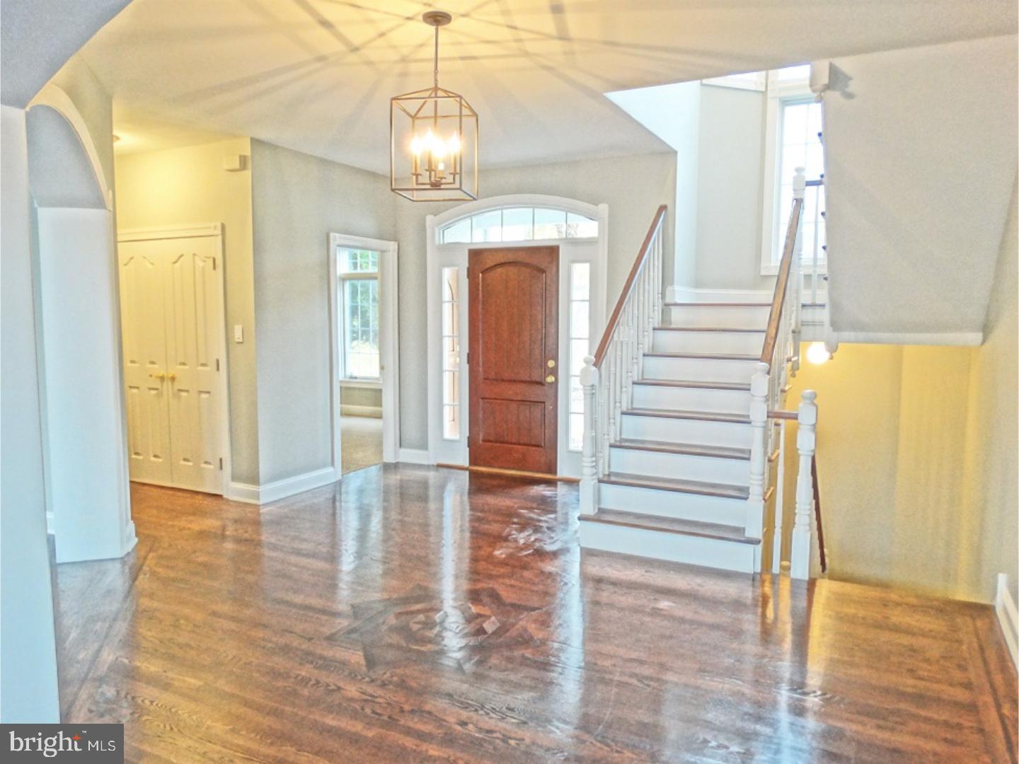 445 West Deer Pointe Road West Chester, PA 19382 - Photo 5 of 25 Gallery Image 5