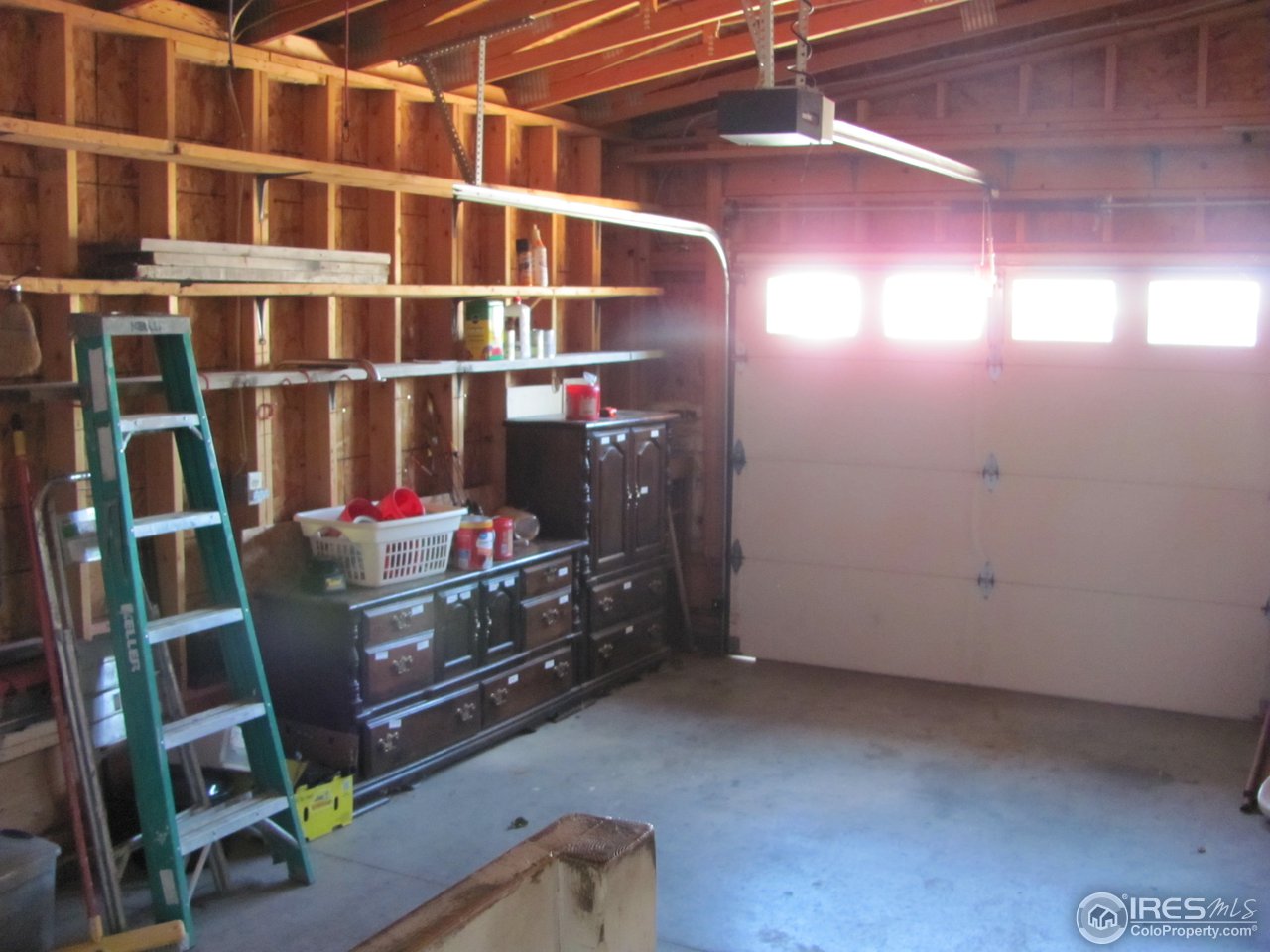 811 Saunders Road Fort Morgan, CO 80701 - Photo 24 of 33 Garage