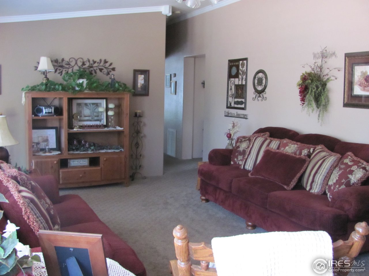 811 Saunders Road Fort Morgan, CO 80701 - Photo 5 of 33 Living room