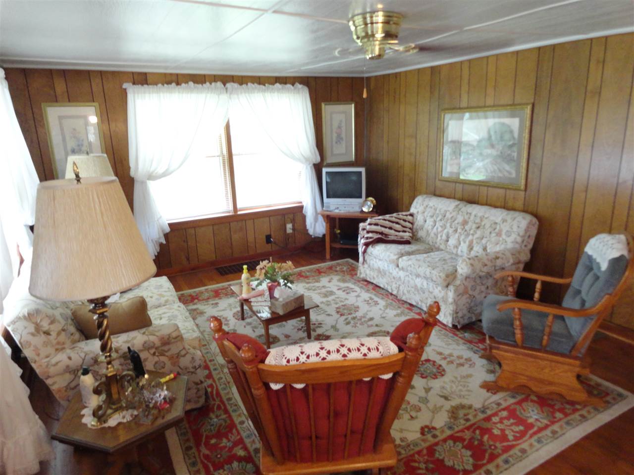 16945 12th Road Plymouth, IN 46563 - Photo 4 of 15 Gallery Image 4
