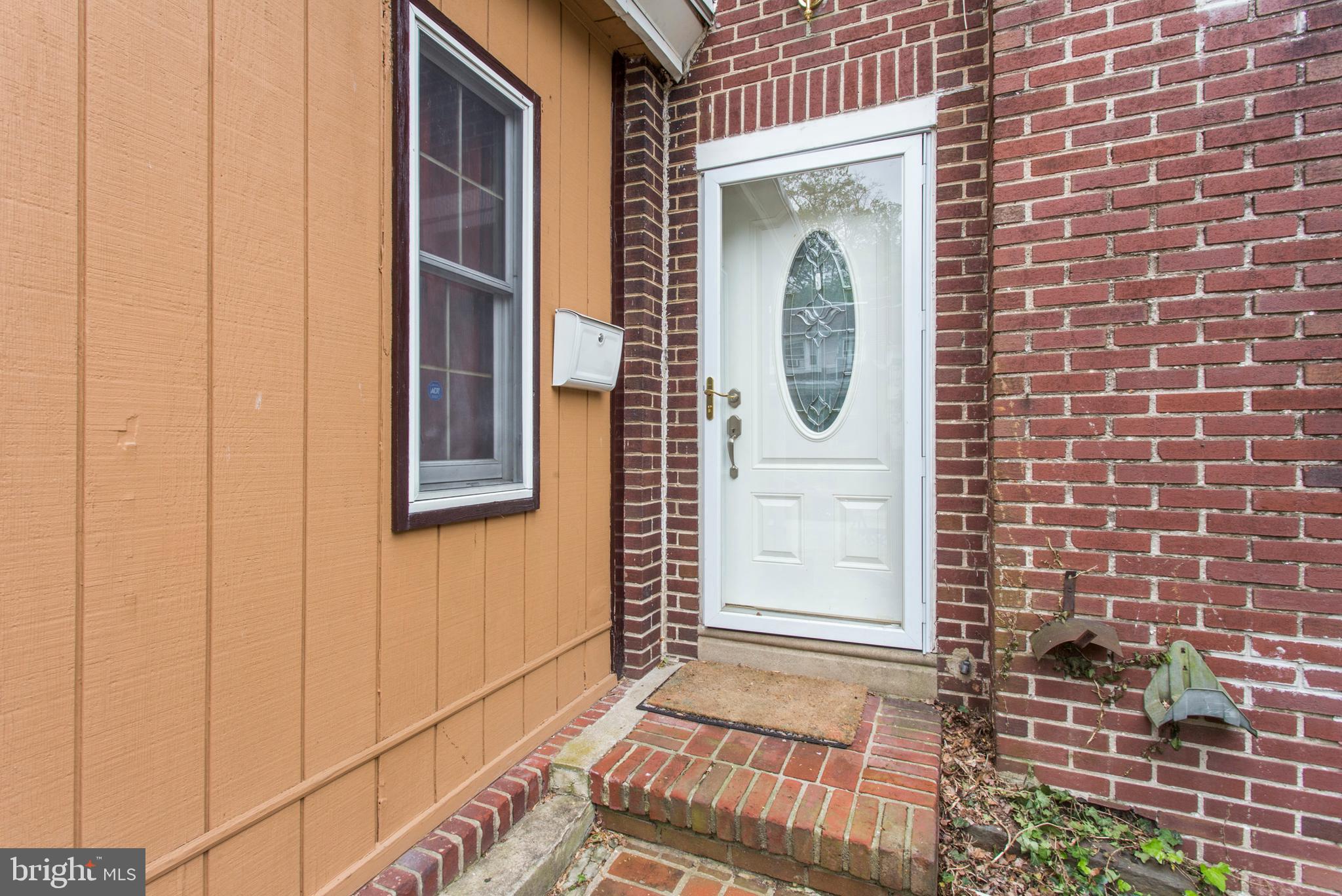 6632 Lotus Road Philadelphia, PA 19151 - Photo 1 of 28 Front Door