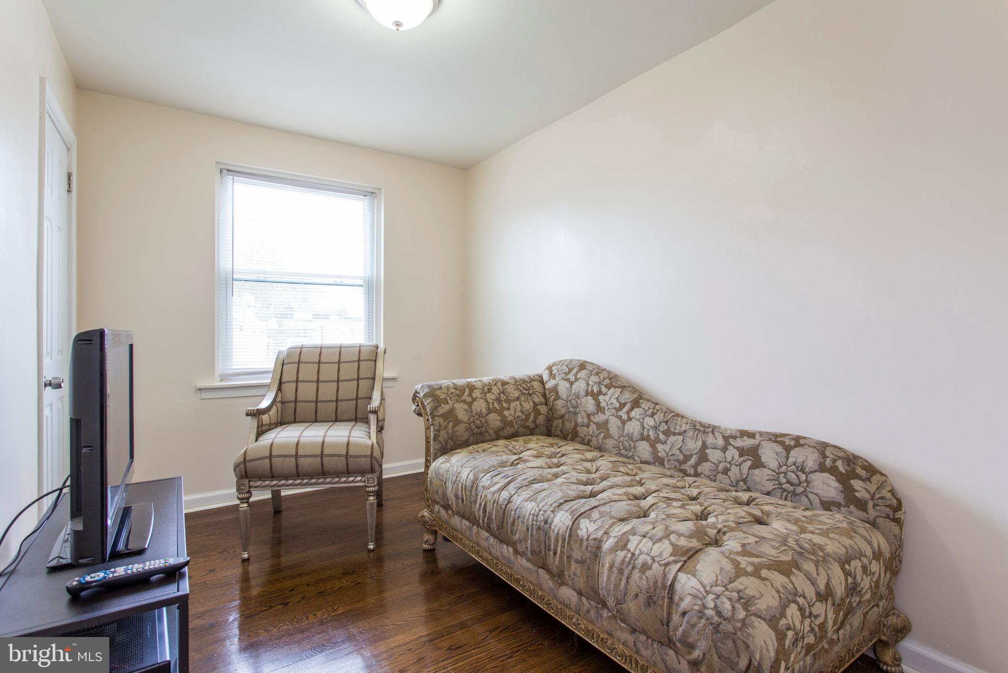 6632 Lotus Road Philadelphia, PA 19151 - Photo 18 of 28 Third Bedroom