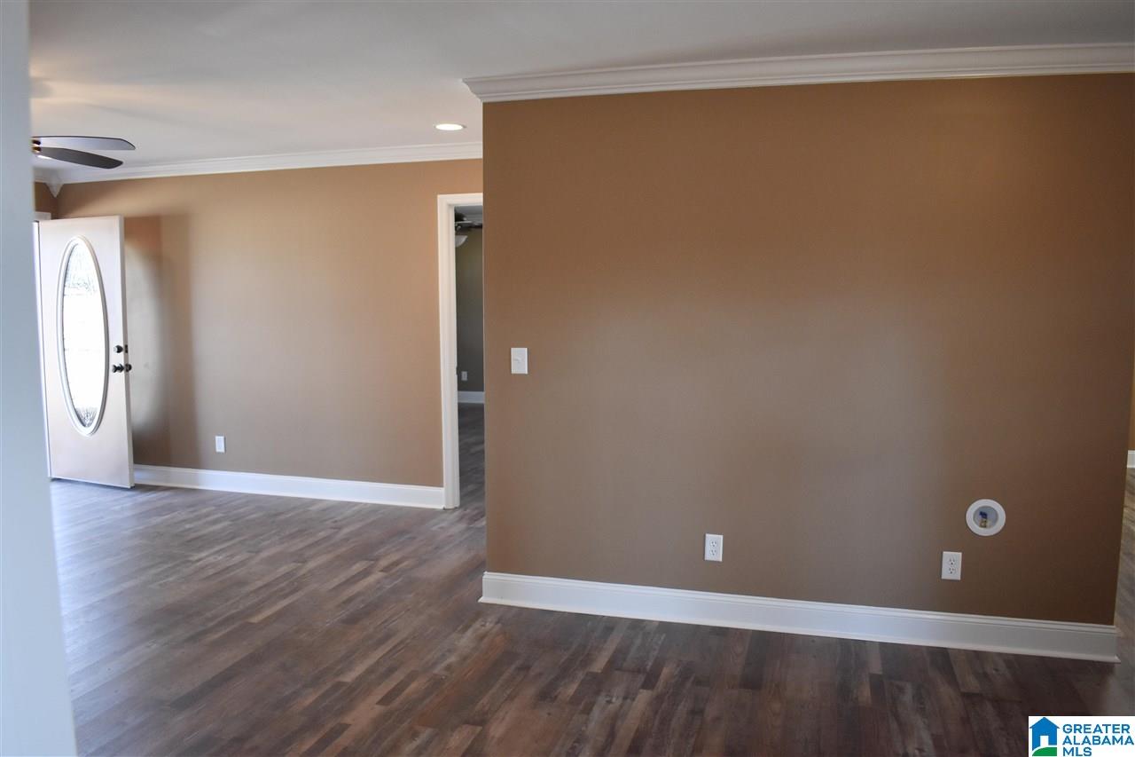 660 Guinns Cove Road Hayden, AL 35079 - Photo 8 of 18