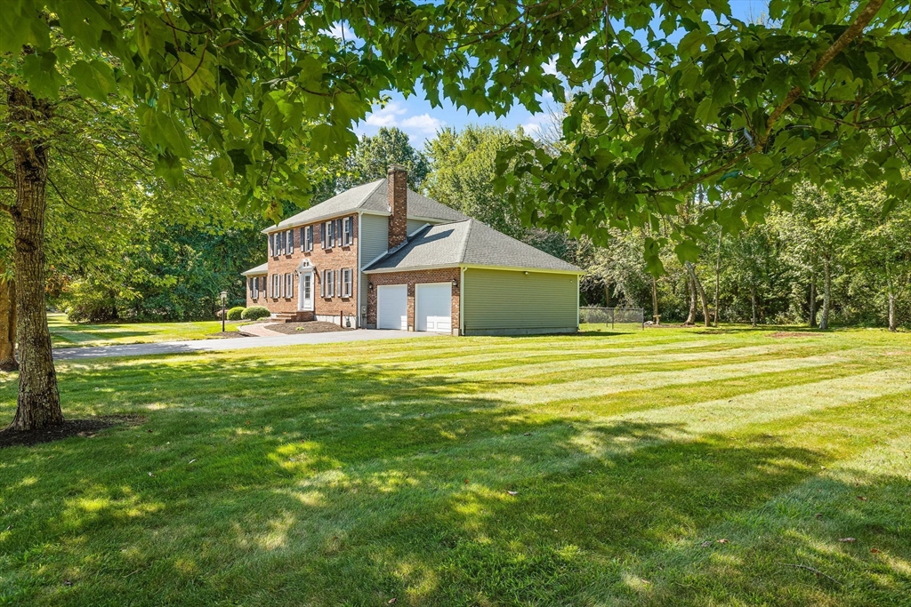 34 Smith Road Mansfield, MA 02048 - Photo 3 of 36 Gallery Image 3