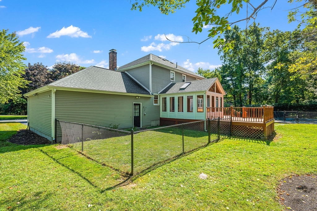 34 Smith Road Mansfield, MA 02048 - Photo 33 of 36 Gallery Image 33