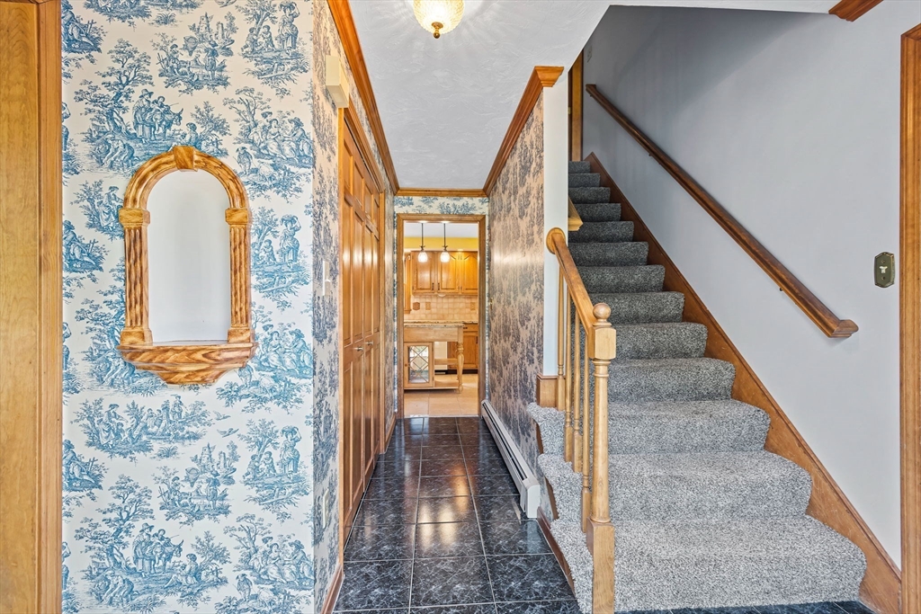 34 Smith Road Mansfield, MA 02048 - Photo 6 of 36 Gallery Image 6