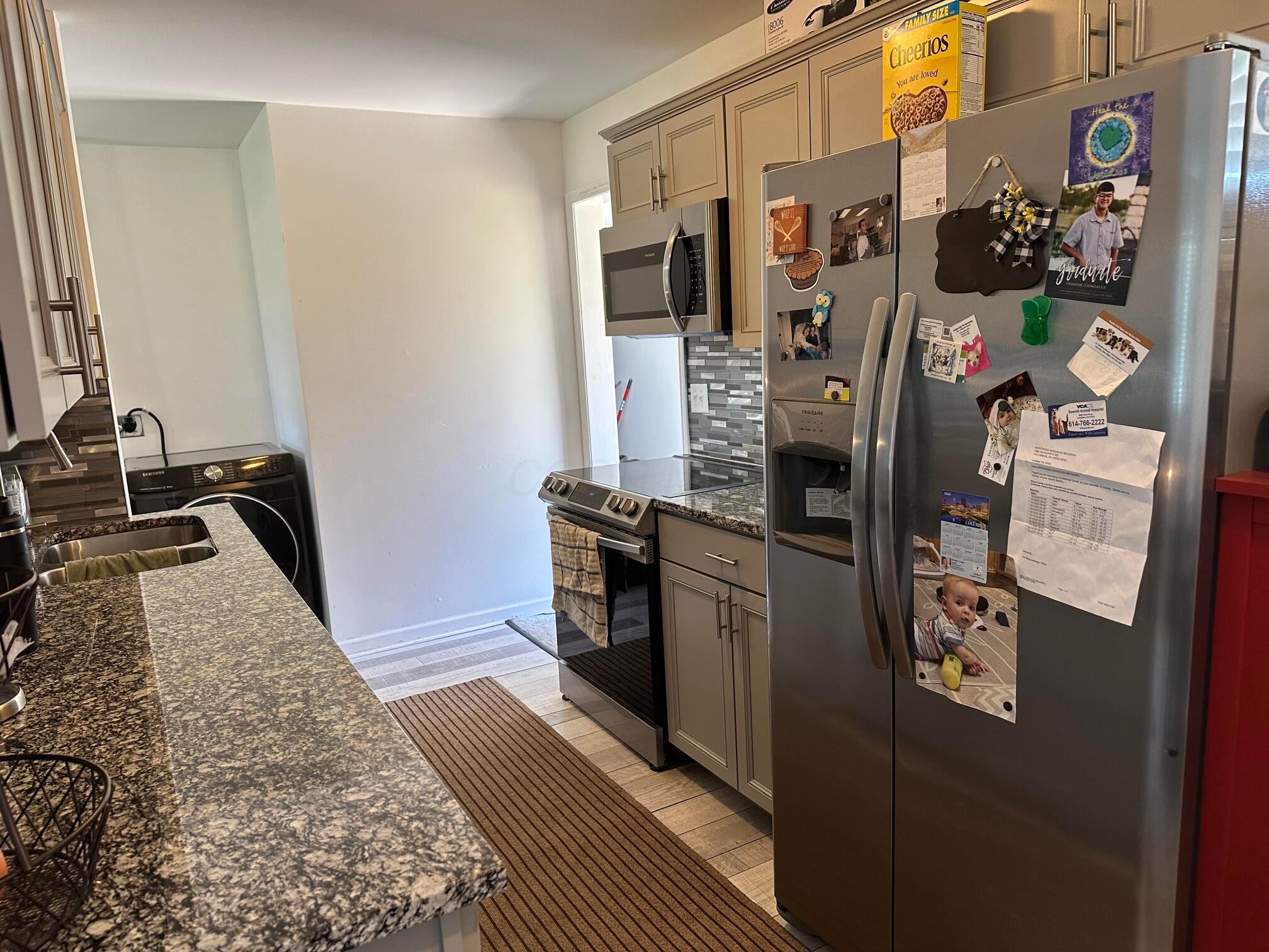 2960 Schwartz Road Columbus, OH 43232 - Photo 23 of 55 KITCHEN