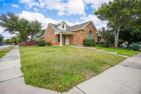 $2,195 | 7612 Burton Lane, McKinney, TX 75070