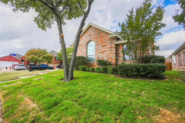 $2,195 | 7612 Burton Lane, McKinney, TX 75070