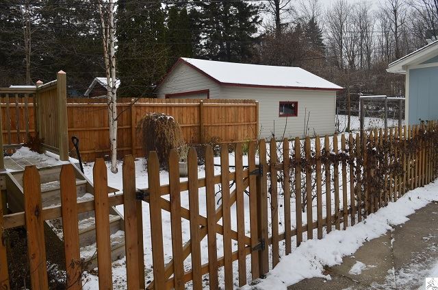 325 West Arrowhead Road Duluth, MN 55803 - Photo 15 of 17 Fully fenced back yard