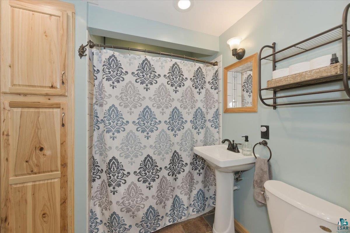 5130 Juniata Street Duluth, MN 55804 - Photo 13 of 29