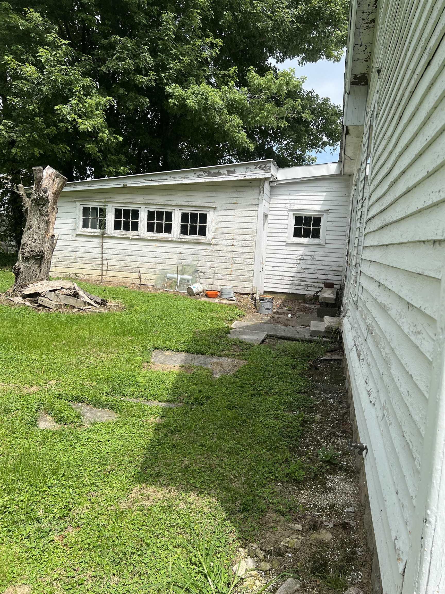 974 South 9th Street Mitchell, IN 47446 - Photo 2 of 3 Gallery Image 2
