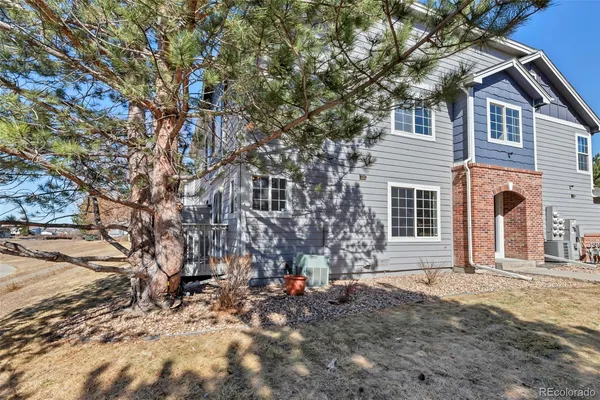 $319,899 | 1563 South Danube Way, Unit 101, Aurora, CO 80017