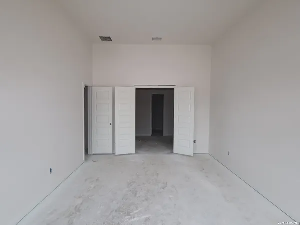 $329,990 | 4814 Rio Ruidoso, Von Ormy, TX 78073