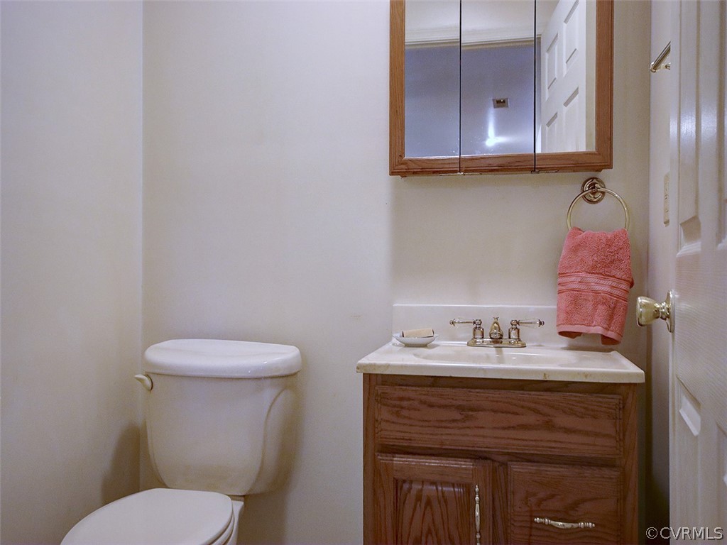 15208 Green Acres Road Beaverdam, VA 23015 - Photo 12 of 50 This is the half bath off the Family room