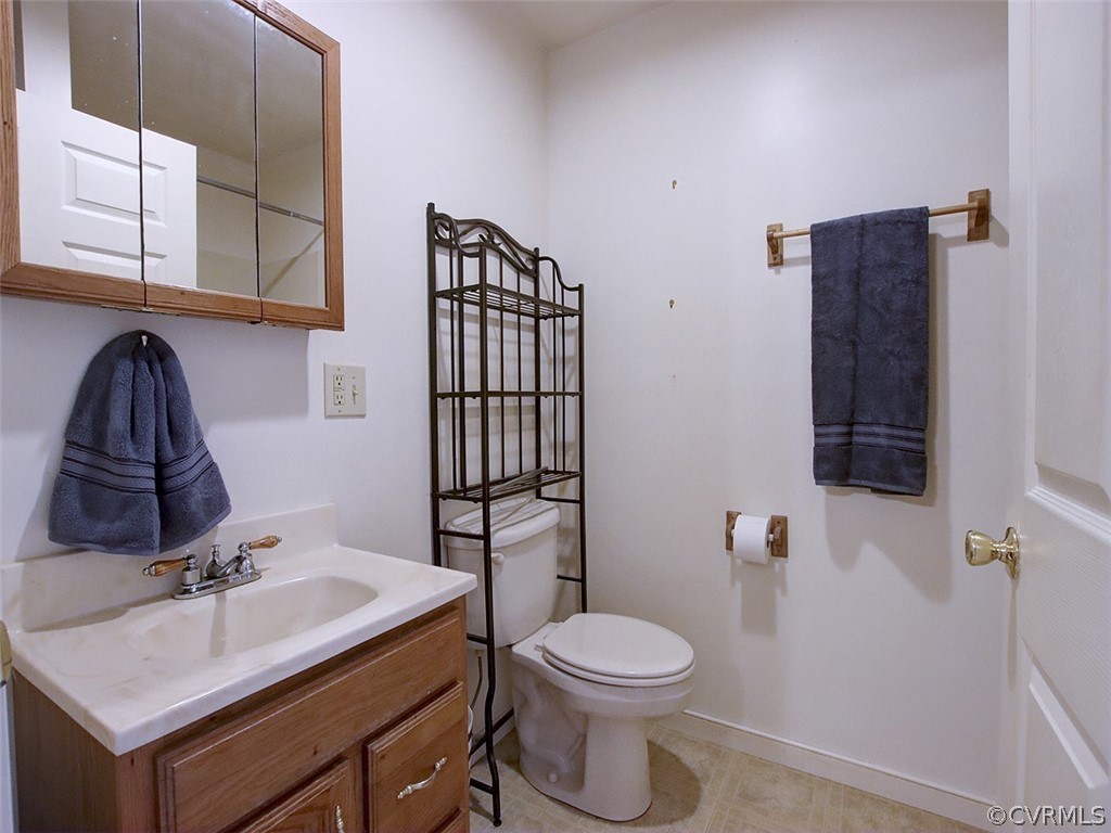 15208 Green Acres Road Beaverdam, VA 23015 - Photo 32 of 50 The ensuite of the Primary Bedroom