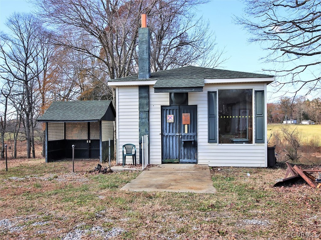 15208 Green Acres Road Beaverdam, VA 23015 - Photo 42 of 50 This is the Guest House. More pictures to come -