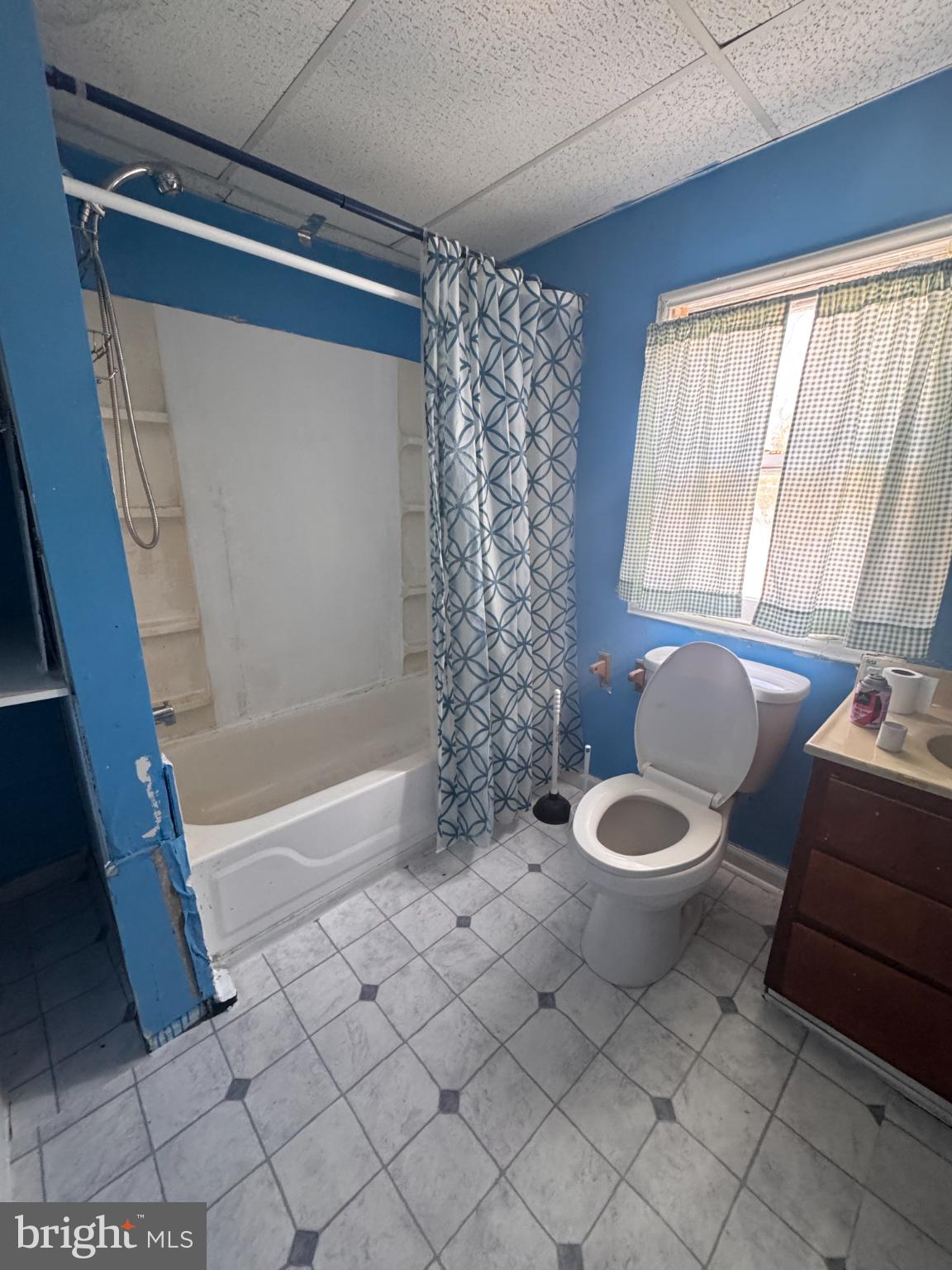 20436 Bowles Road Coltons Point, MD 20626 - Photo 10 of 14 a bathroom with a toilet a sink and a bathtub