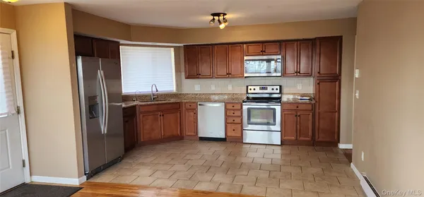 $2,600 | 448 Old Mountain Road, Unit 1, Port Jervis, NY 12771