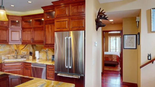 $1,249,000 | 3600 Chateau Road, Unit 2, Mammoth Lakes, CA 93546