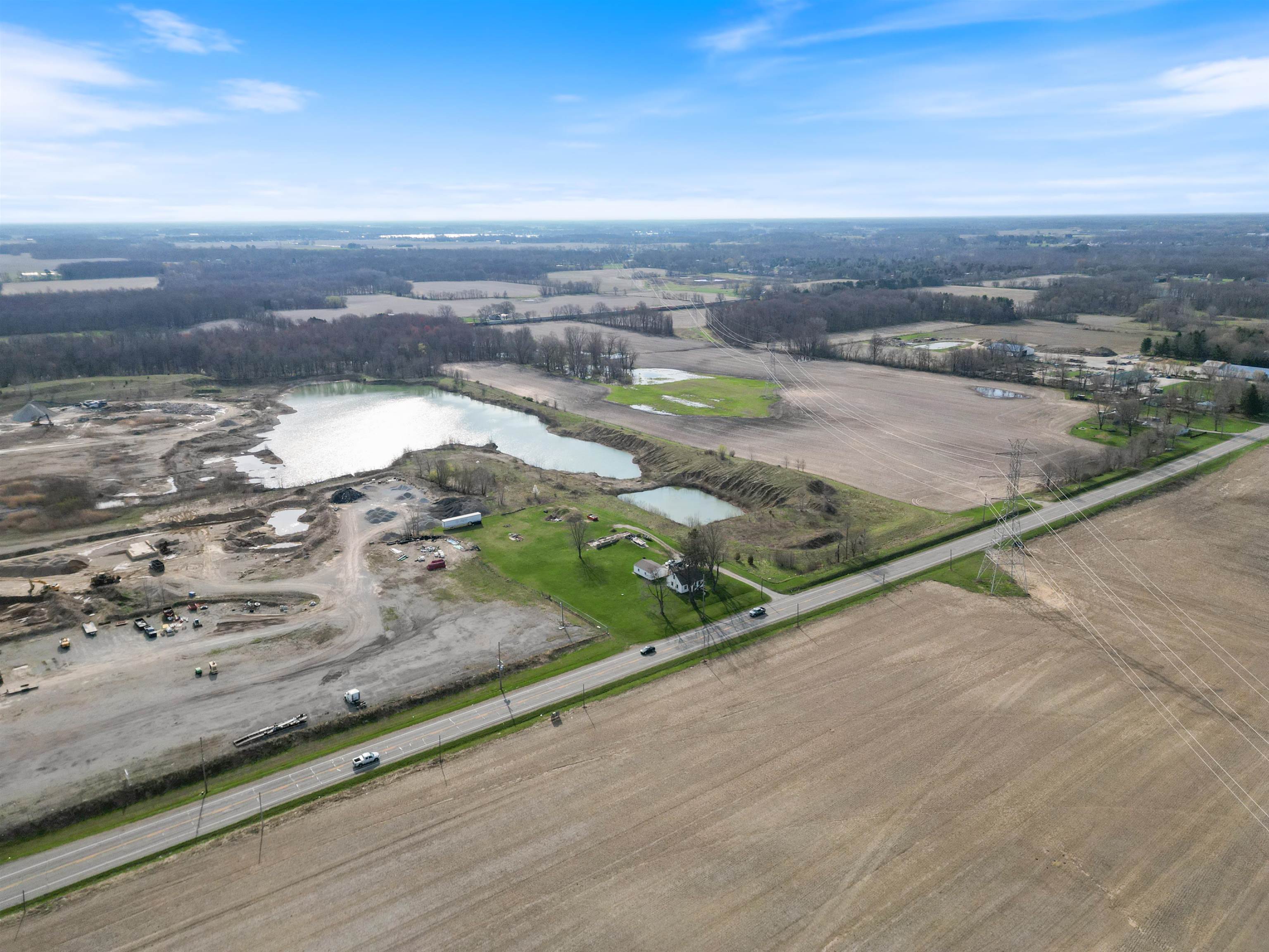 5290 Highway 15 Warsaw, IN 46582 - Photo 25 of 35