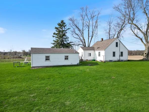 $350,000 | 5290 Highway 15, Warsaw, IN 46582