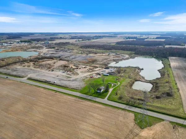 $350,000 | 5290 Highway 15, Warsaw, IN 46582