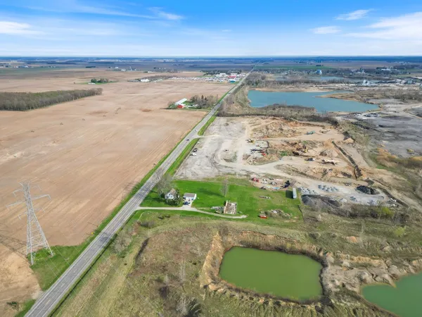 $350,000 | 5290 Highway 15, Warsaw, IN 46582