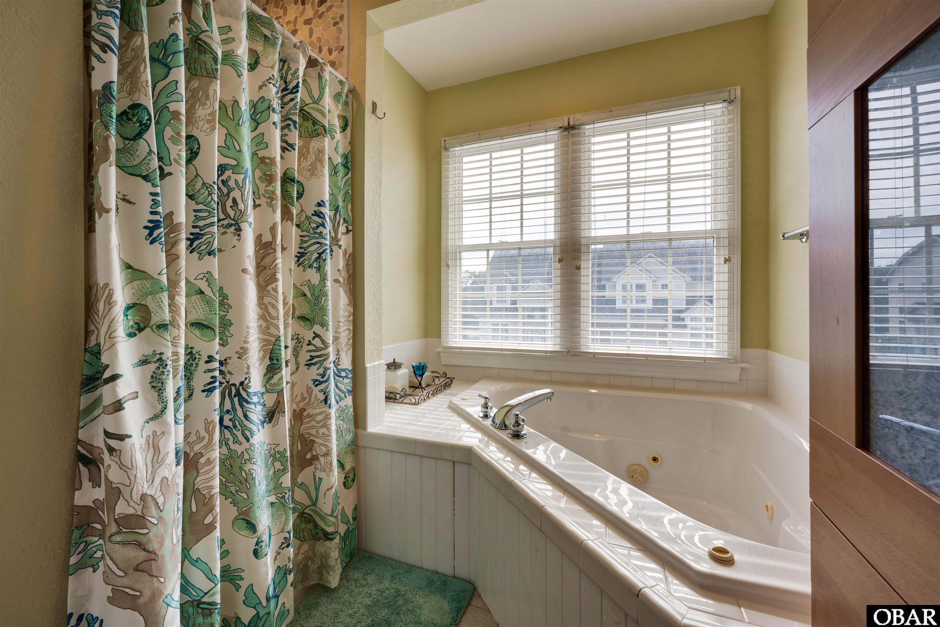 109 Gables Way, Unit 8B Kitty Hawk, NC 27949 - Photo 23 of 38