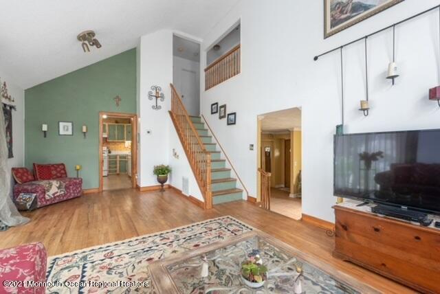 8 Nautilus Drive Leonardo, NJ 07737 - Photo 11 of 25 8 Nautilus Family Rm 2