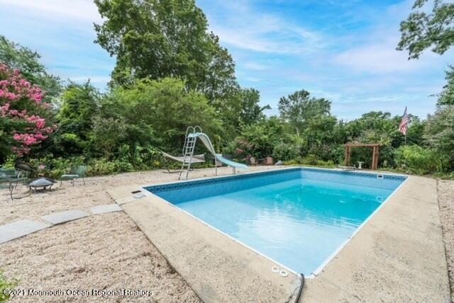8 Nautilus Drive Leonardo, NJ 07737 - Photo 5 of 25 8 nautilus pool 2
