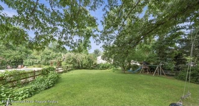 8 Nautilus Drive Leonardo, NJ 07737 - Photo 7 of 25 8 nautilus yard 4