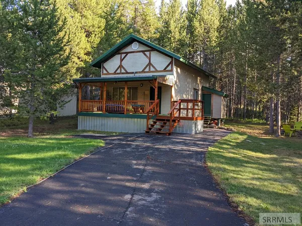 $465,000 | 4010 Coyote Road, Island Park, ID 83429