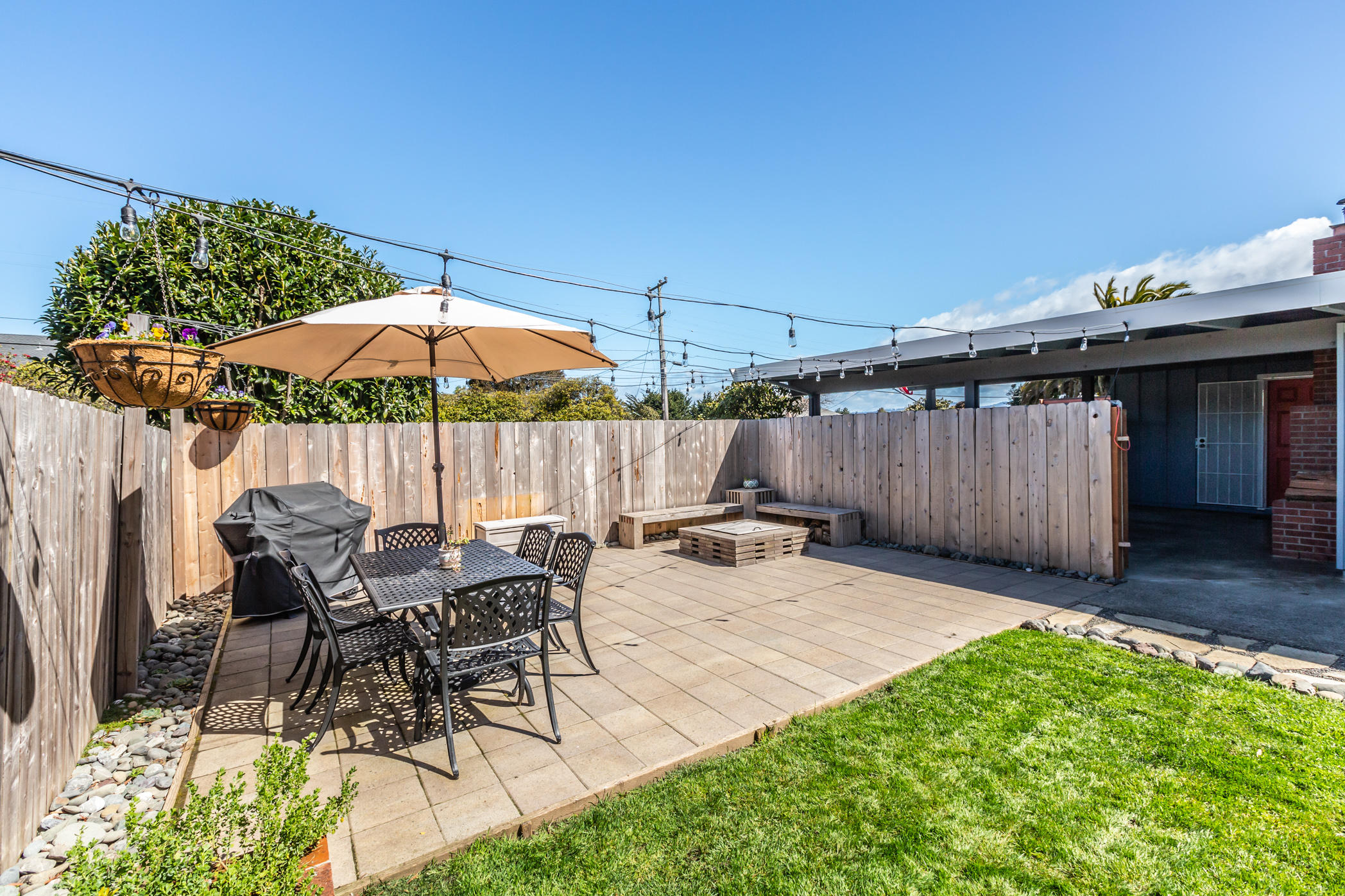 3372 Edgewood Road Myrtletown, CA 95501 - Photo 31 of 44 a view of backyard with seating space
