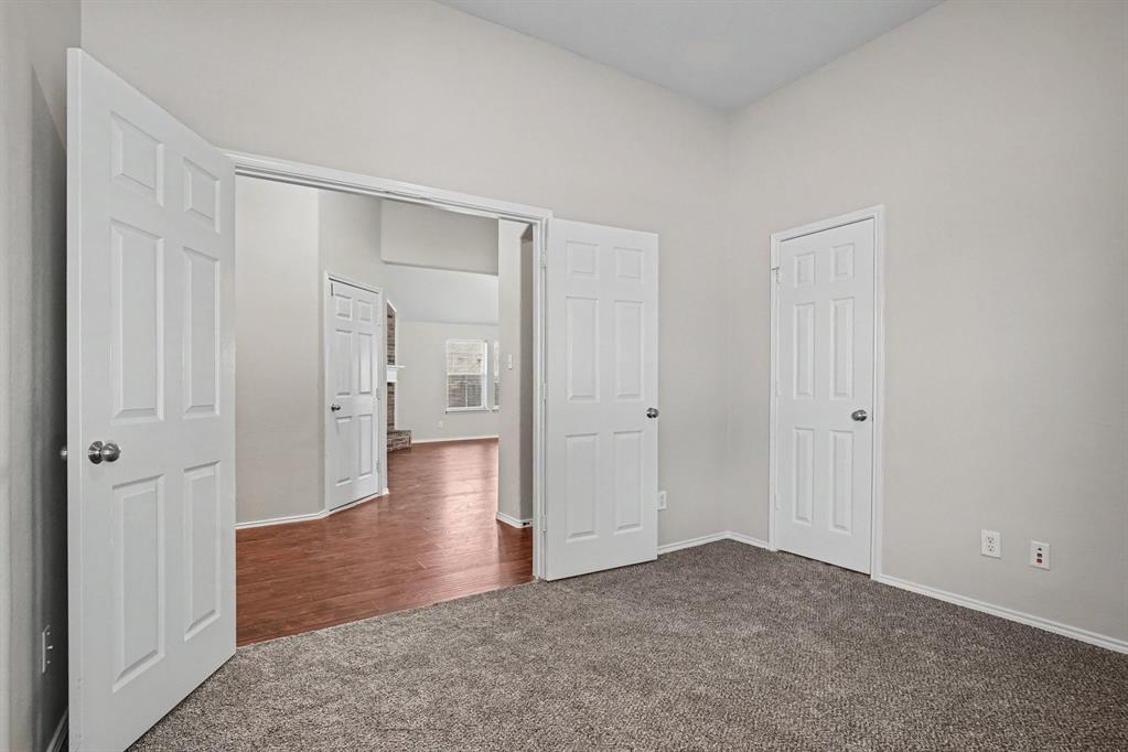 2073 Joyner Ranch Road Fort Worth, TX 76134 - Photo 5 of 26 Gallery Image 5